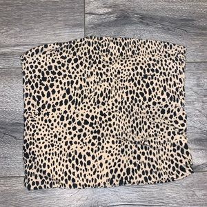 brandy melville tube top🤎🖤